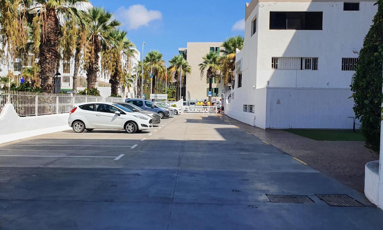 Adults Only Sunny Quiet Apartment In Center Of Las Americas Арона Экстерьер фото