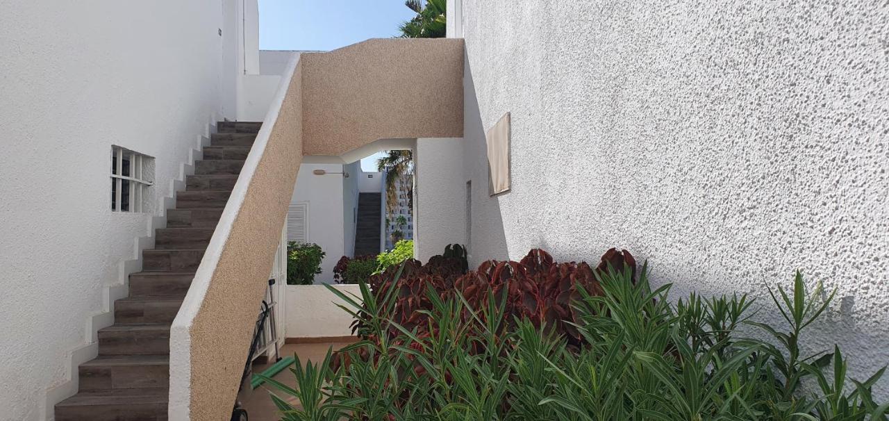 Adults Only Sunny Quiet Apartment In Center Of Las Americas Арона Экстерьер фото